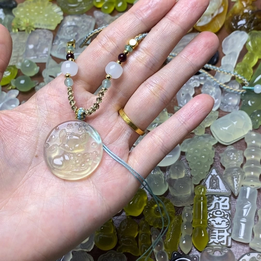 蛇纹石玉合金颈饰