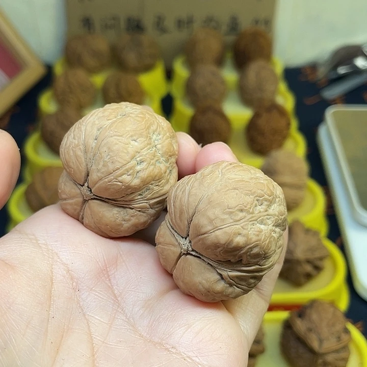 文玩核桃把件34、平头蟾38