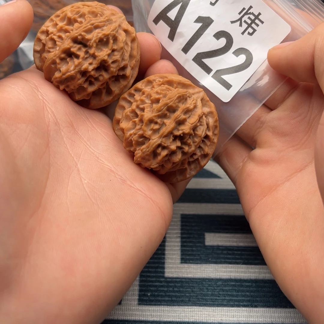 沧***客吊坠文玩核桃苹果园43