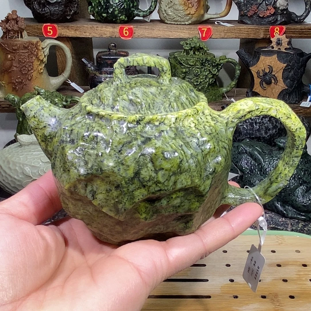 蛇纹石玉藏玉药王石随形壶240cc