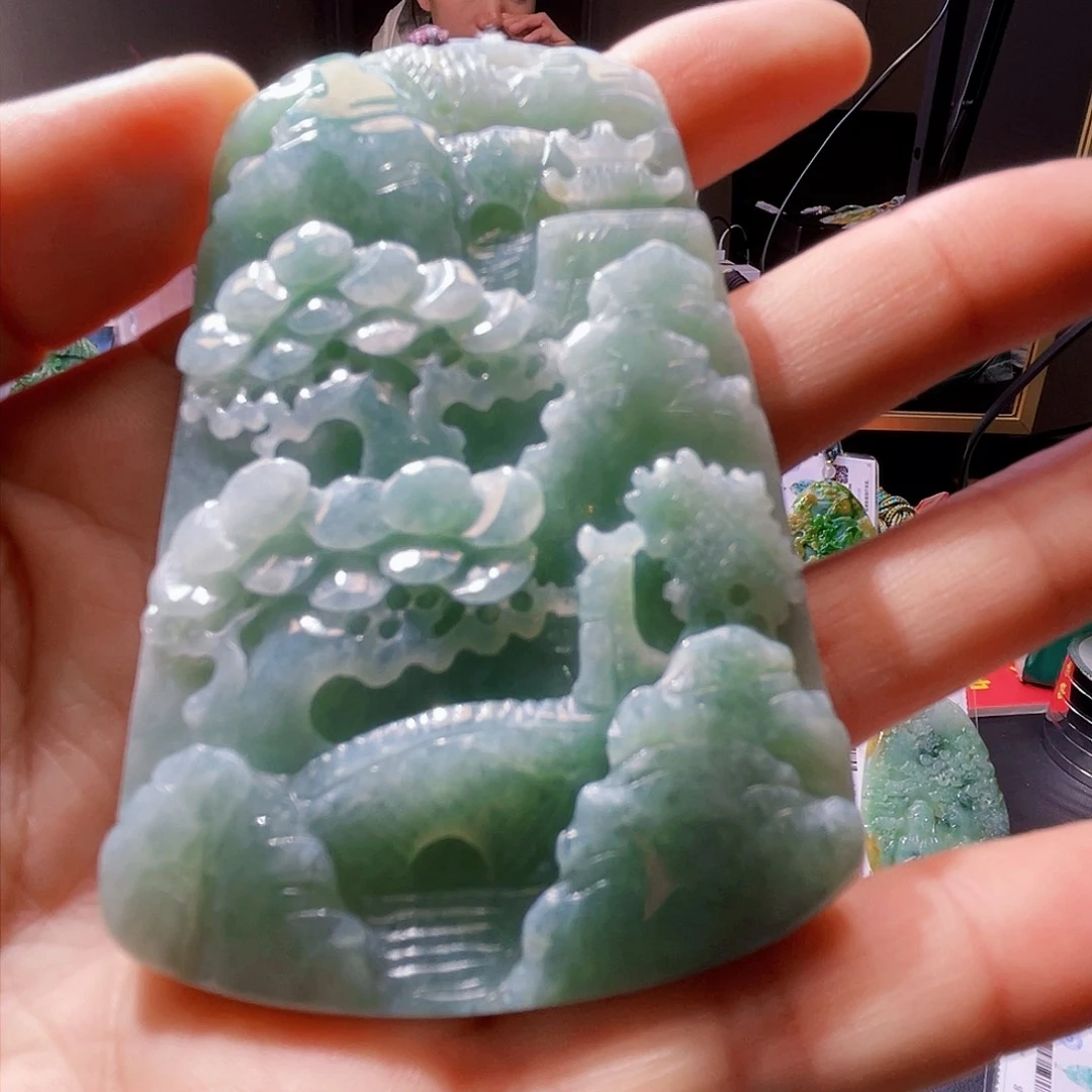 颈饰未镶嵌翡翠一