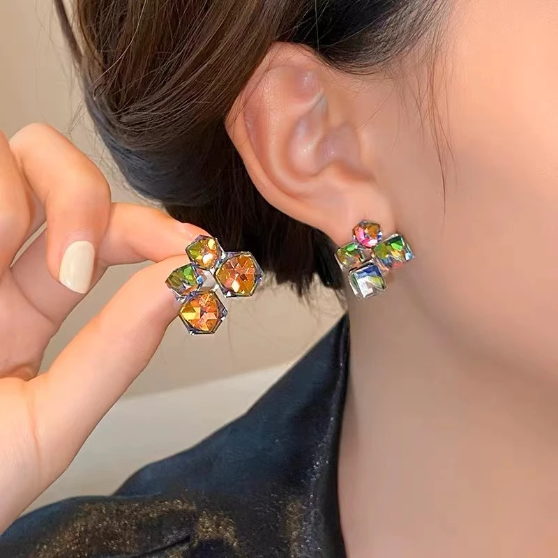 铜合金耳饰 耳钉小众设计个性独特耳环轻奢气质高级感耳饰N0833