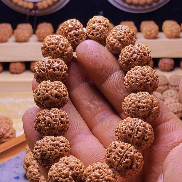 手串金刚菩提瞅**º梁福利款