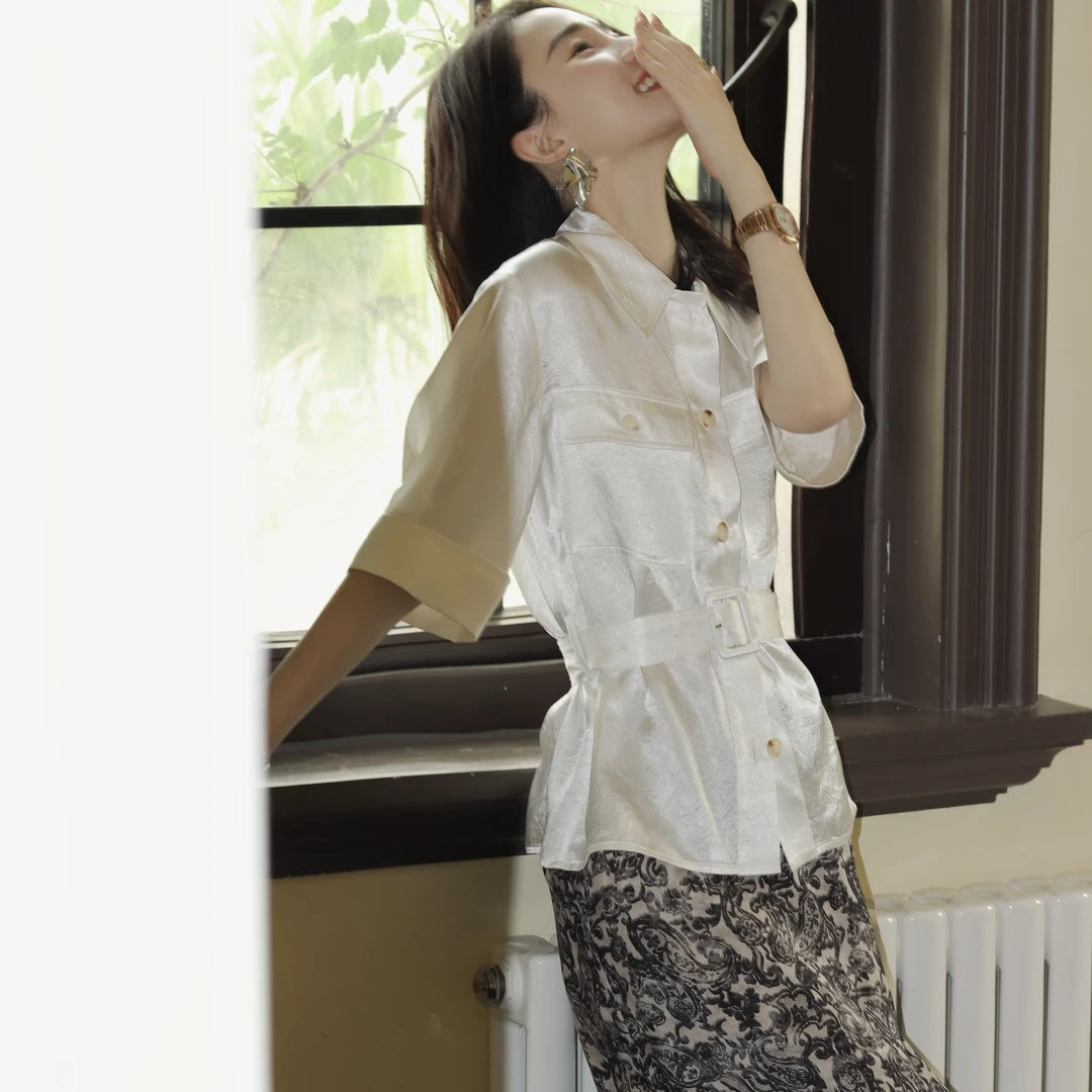 HELA AOMI“醋酯100% 珍珠女郎”设计感老钱风收腰衬衫CY5BZ11818