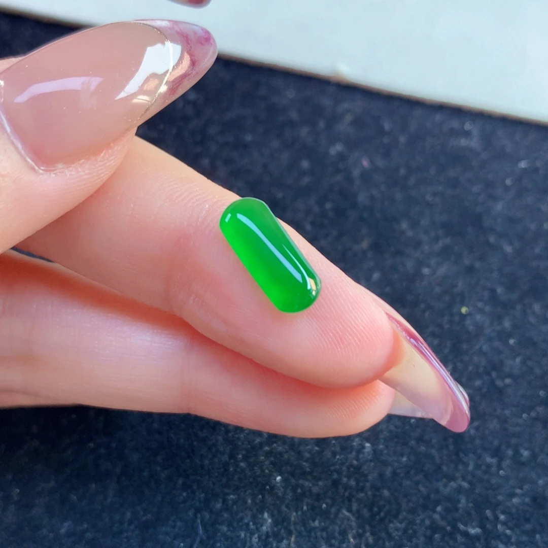 翡翠裸石13.31-5.47-3.04