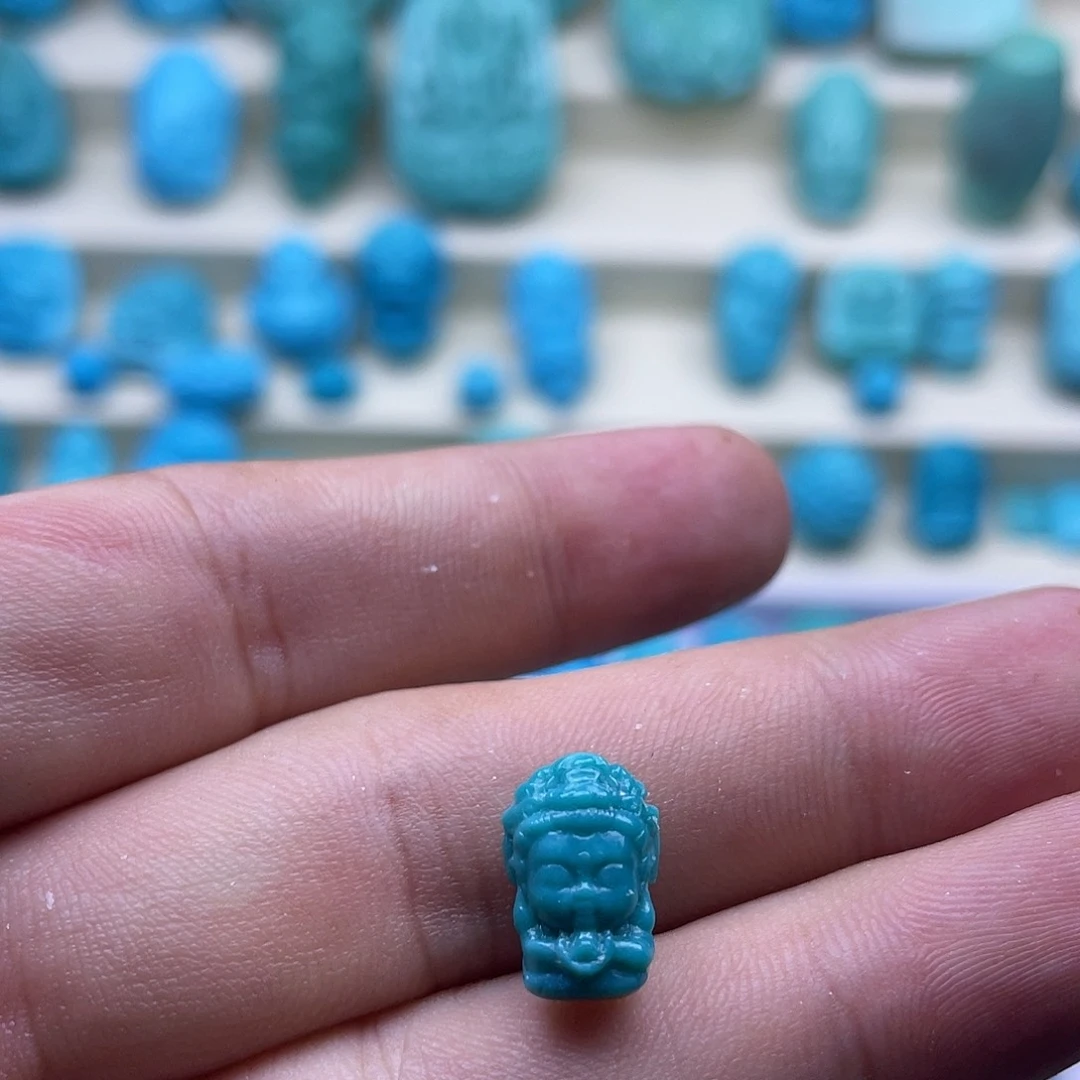 未镶嵌绿松石珠宝奇石