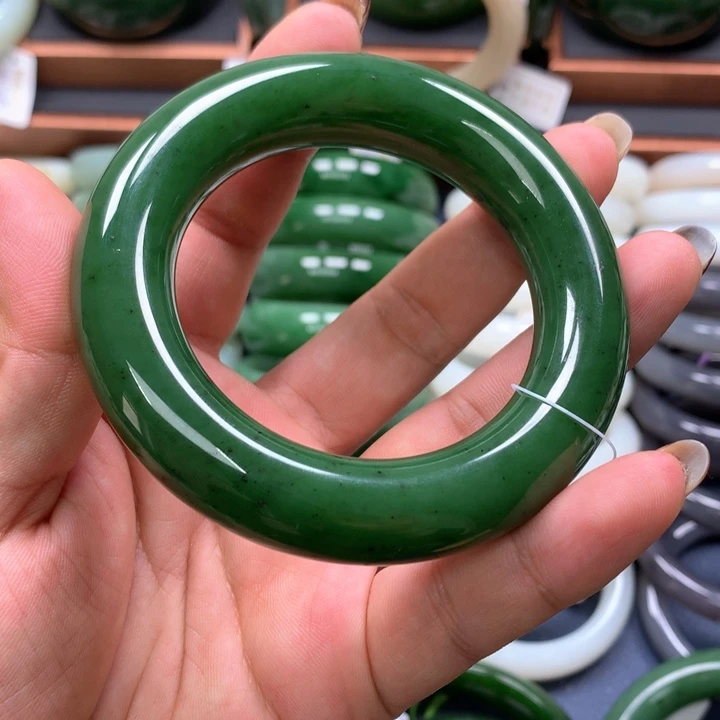 【闪购商品】未镶嵌手镯和田玉（碧玉）