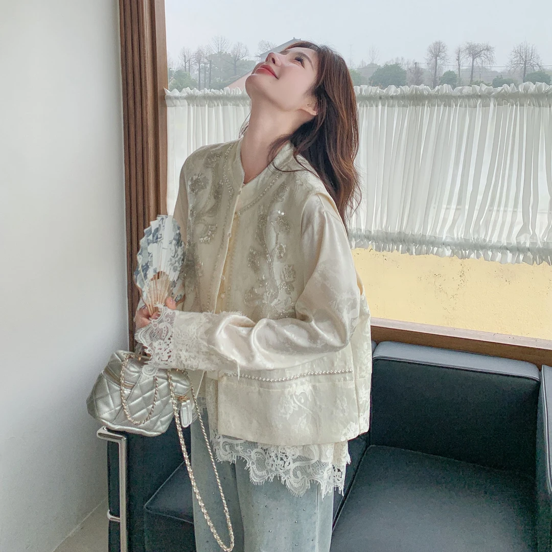 新中式国风马甲上衣蕾丝衬衫套装女2025春新款设计感超好看两件套