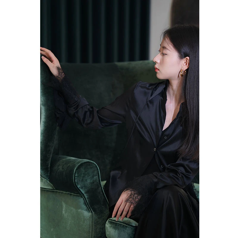 RMC-2023秋季上新黑色流苏衬衫2022603