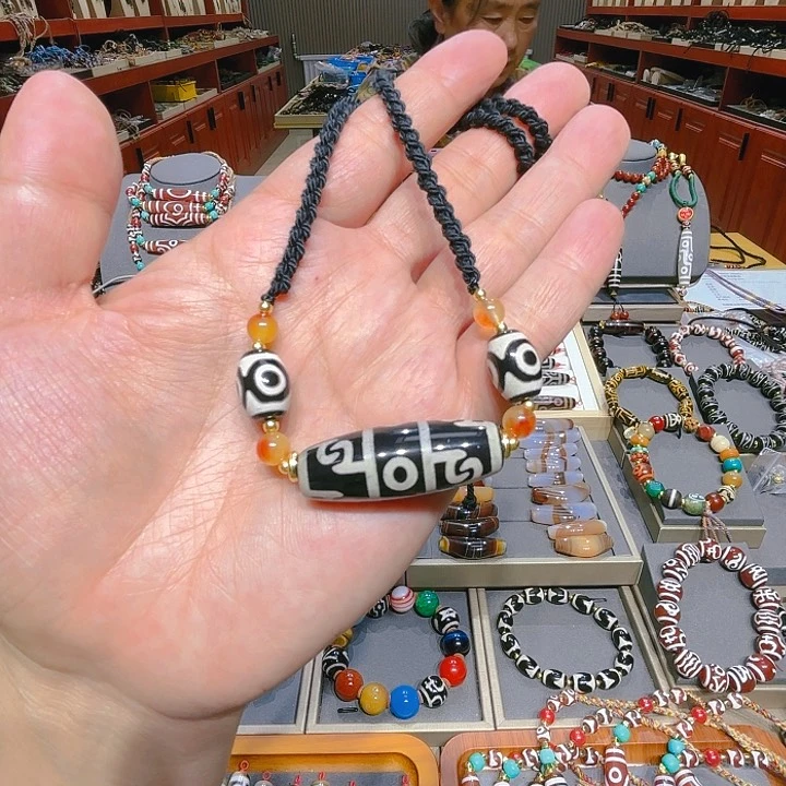 未镶嵌玛瑙/玉髓珠宝奇石