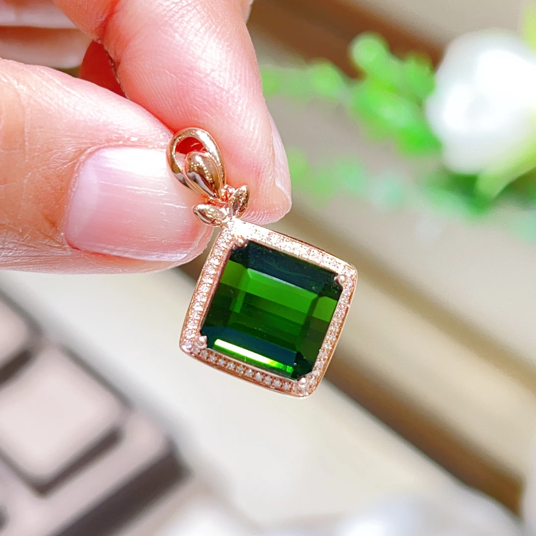 8.64ct 18k金镶嵌碧玺吊坠 5350