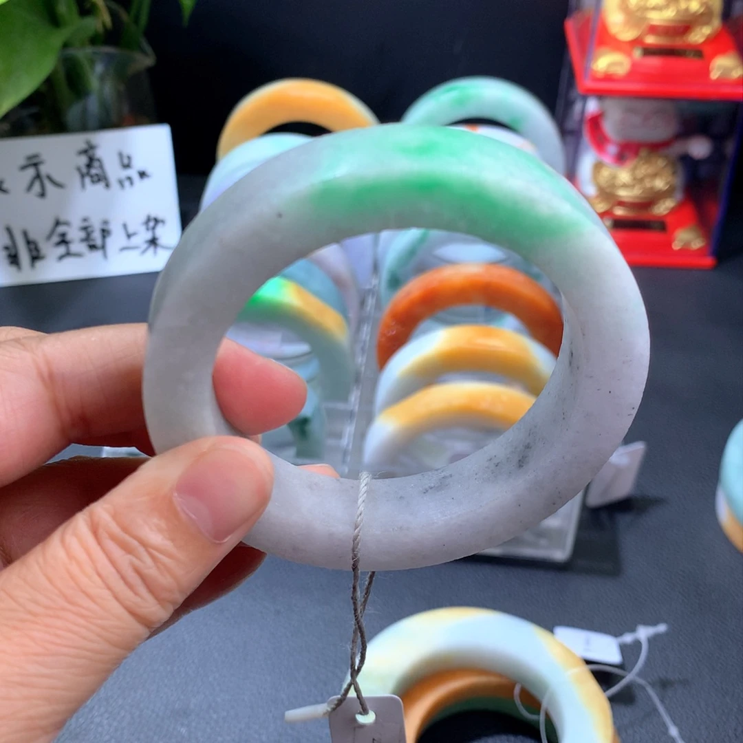 定制翡翠手镯未镶嵌