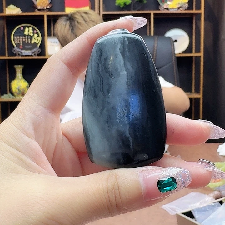 手链未镶嵌和田玉王****。