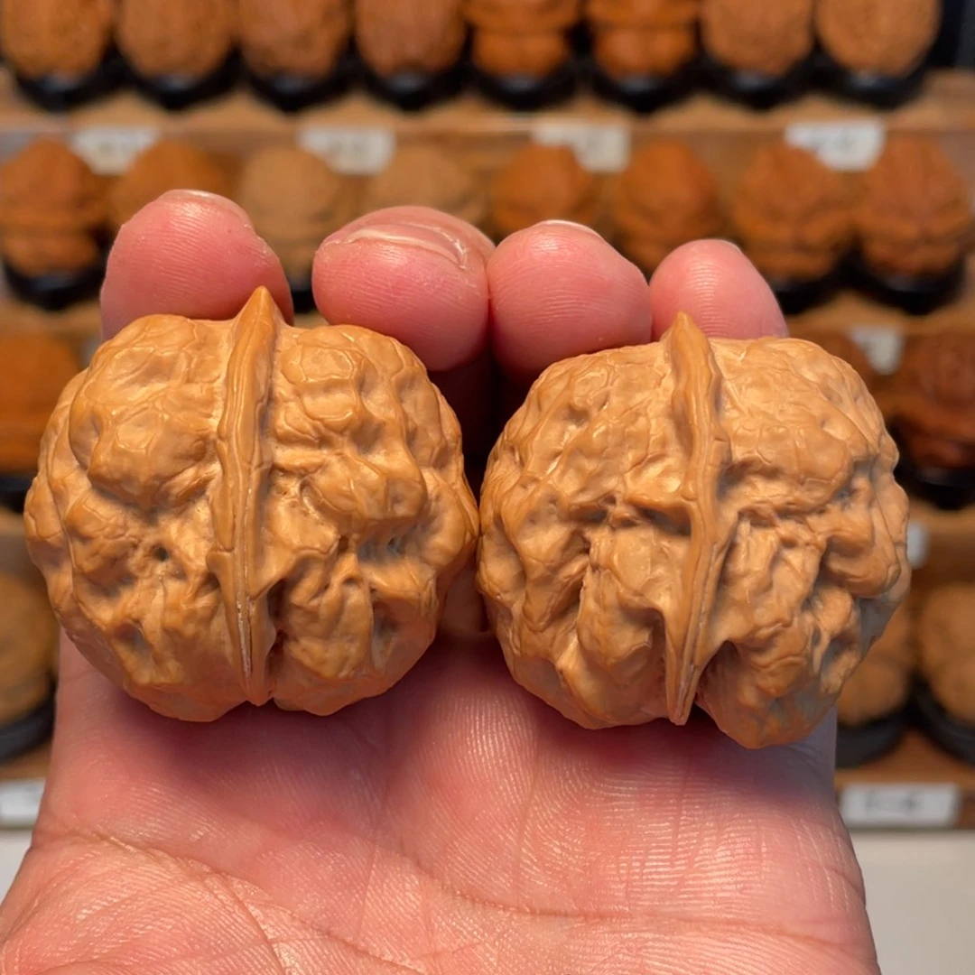 文玩核桃吊坠金蟾疙瘩包42尺