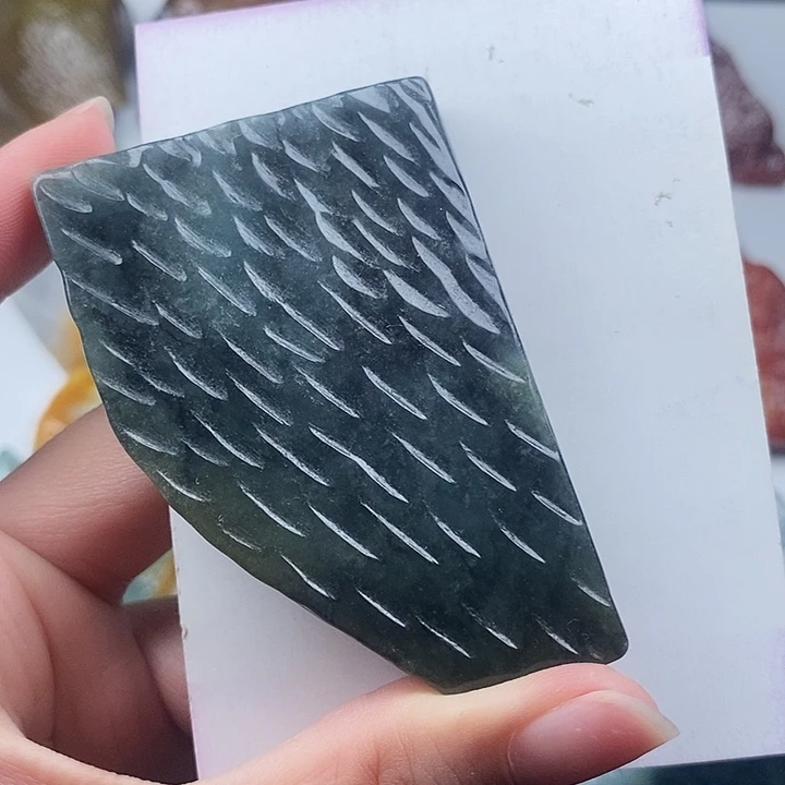 翡翠未镶嵌颈饰天然