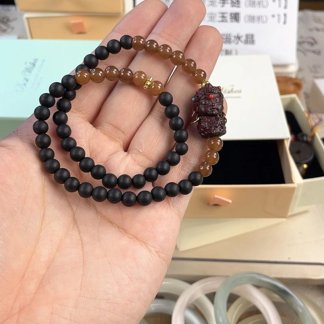 针钠钙石手饰合金