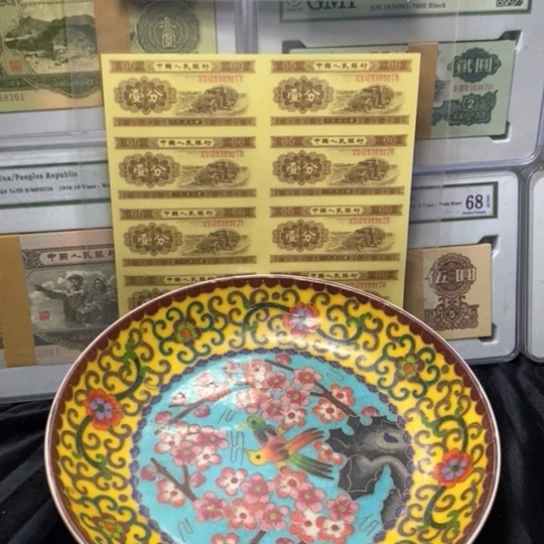 盘花瓶摆件创意产业