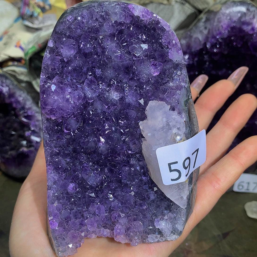 紫晶大型摆件（非配饰）未镶嵌