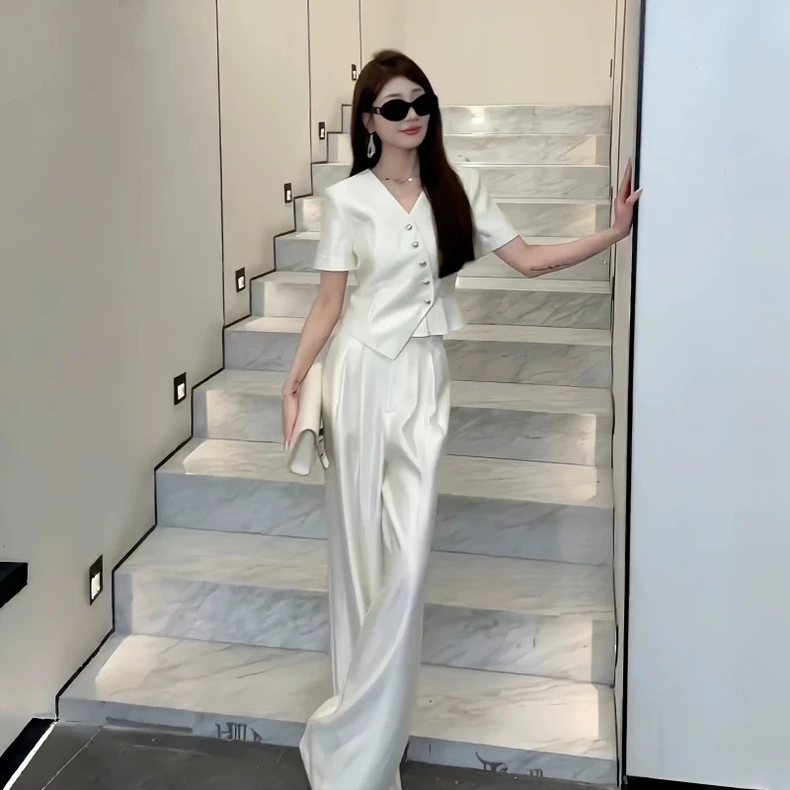 2025夏季新款法式气质轻奢高级感收腰显瘦女神范上衣阔腿裤套装女