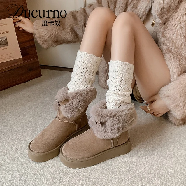 DUCURNO时尚皮带扣绒面保暖雪地靴女加绒加厚大棉靴厚底毛毛短靴