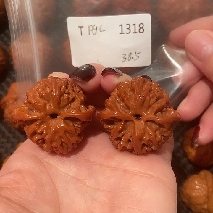 文玩核桃吊坠苹果园38