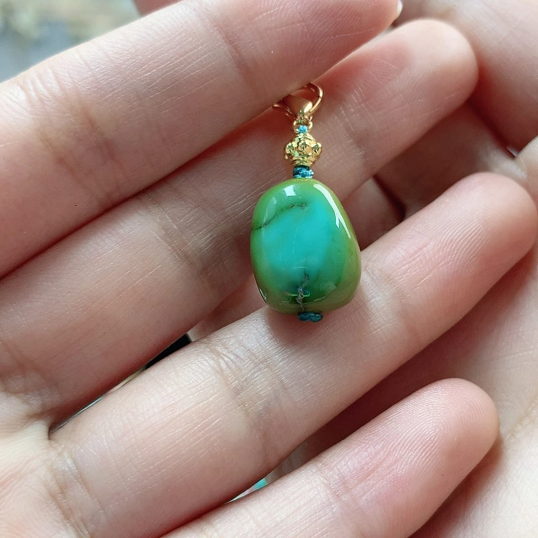 未镶嵌绿松石珠宝奇石