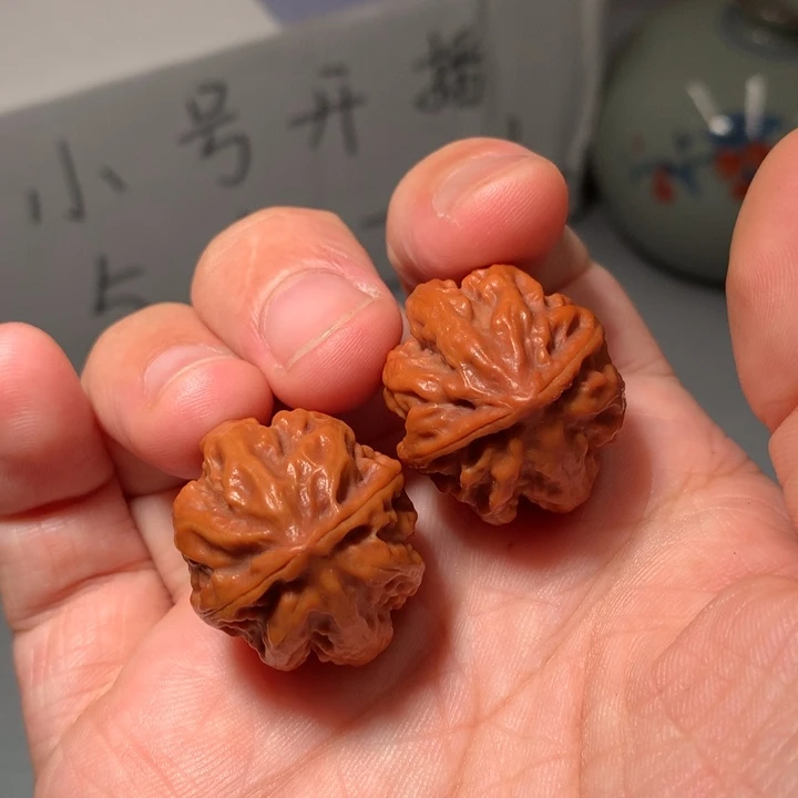 文玩核桃把件八筋135