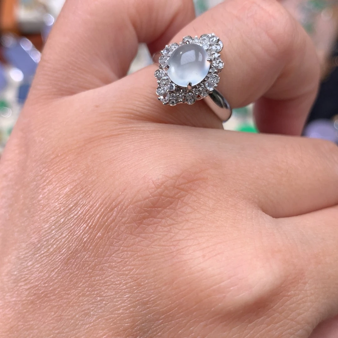 吊坠(不含链)18K金镶嵌翡翠蛋面两用款