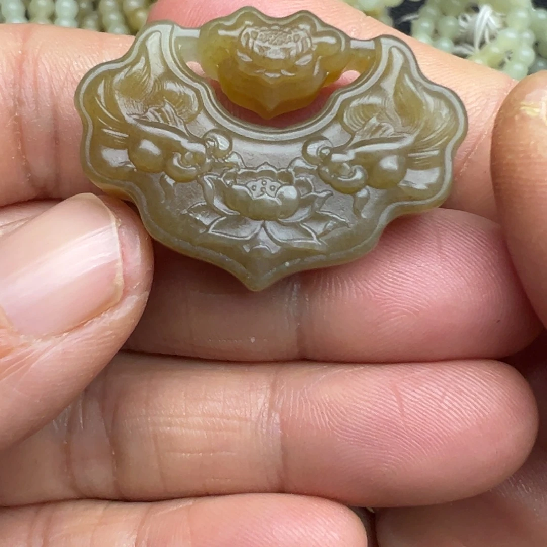 和田玉（糖玉）未镶嵌吊坠(不含链)