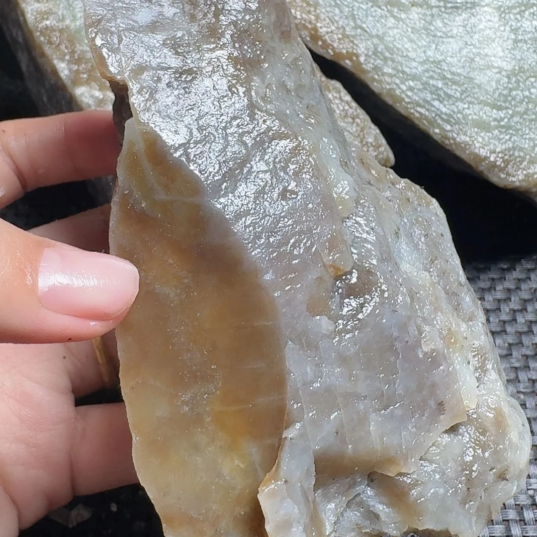 和田玉（糖玉）未镶嵌颈饰