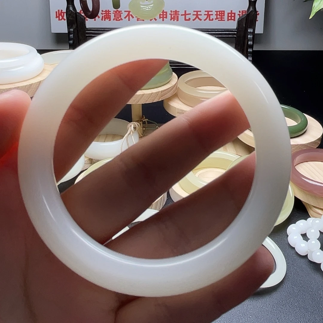 阿***塔59➕圈口美人条手镯一级白