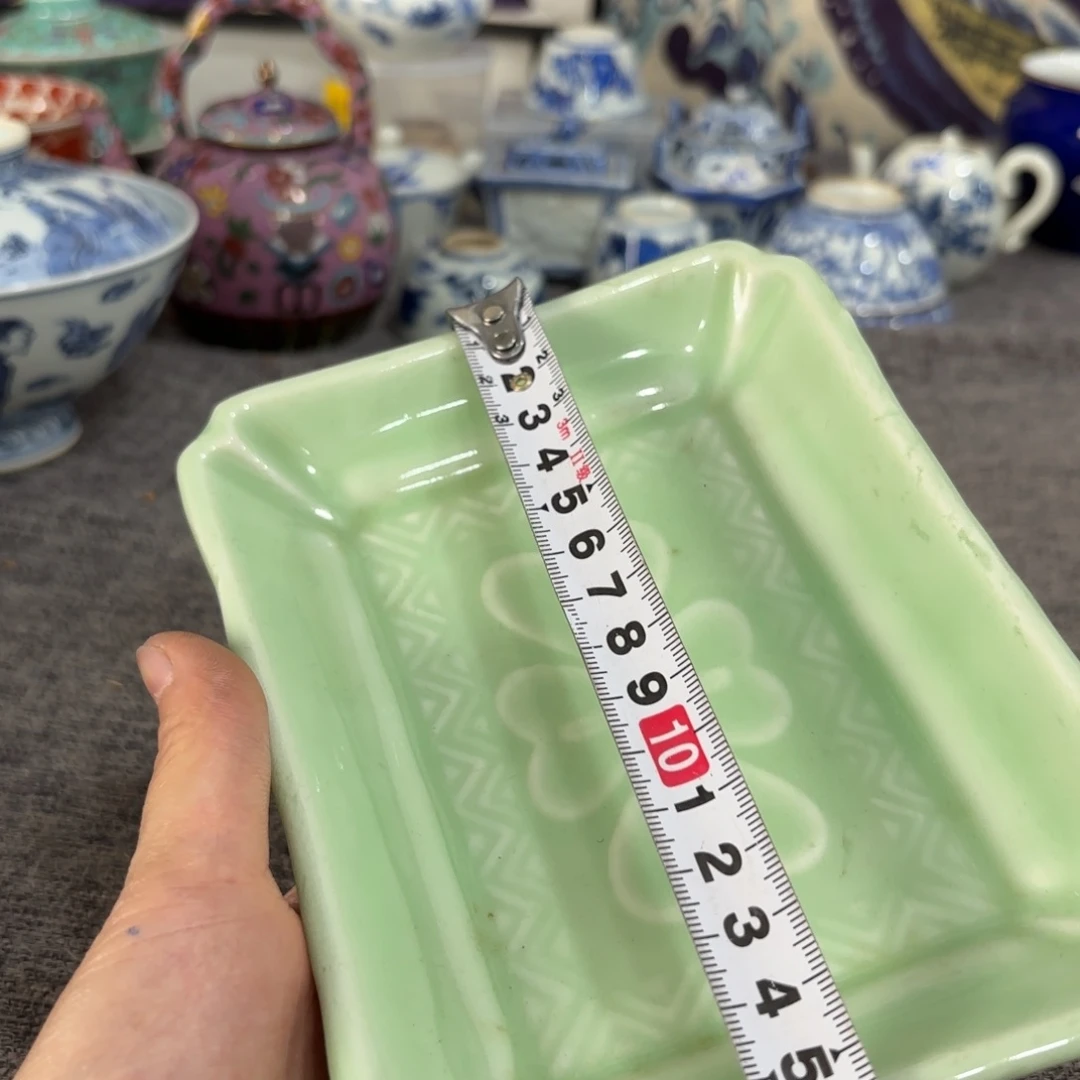 瓷片非常好看的花瓶