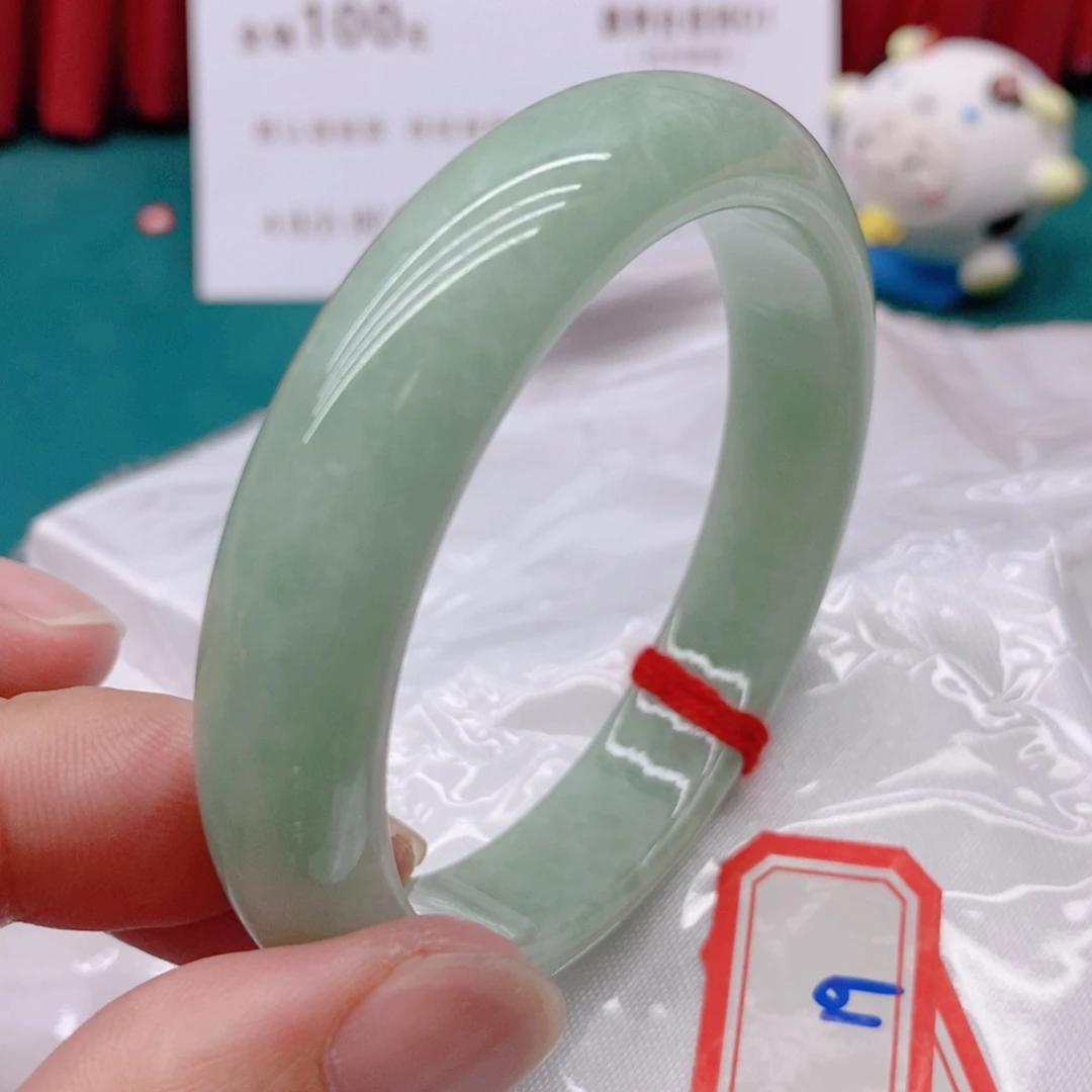 翡翠手镯未镶嵌1999999/57