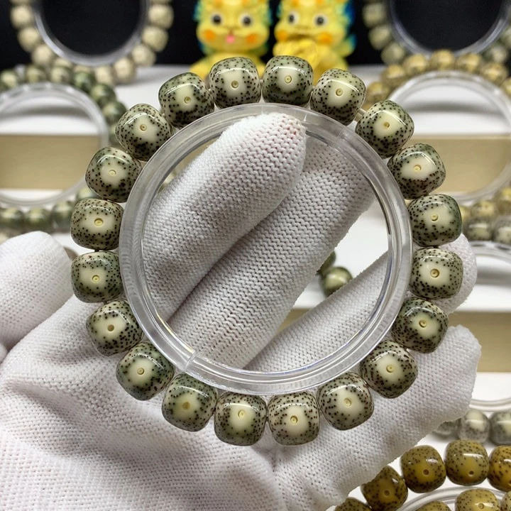 手串星月菩提3号 黄金瞳大眼睛12/11