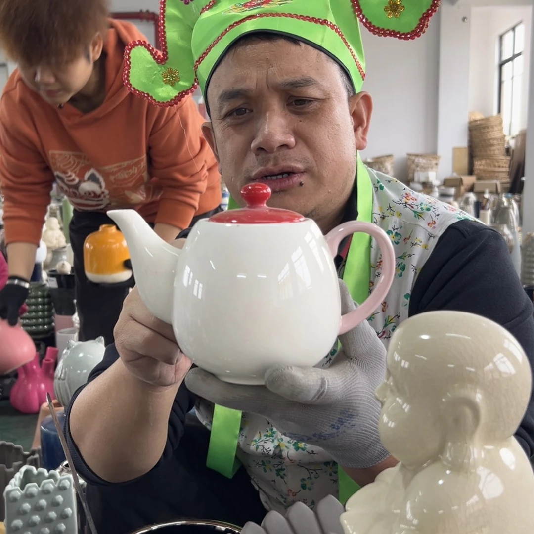 摆件79 号高中低温陶瓷工艺瓶（部分微瑕）
