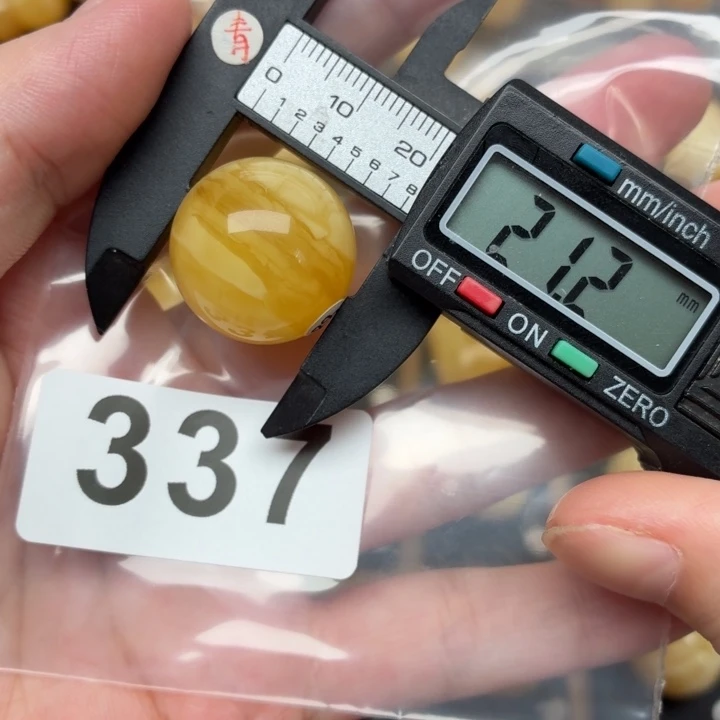 裸石蜜蜡未镶嵌蜜蜡