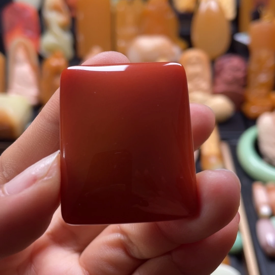 石英质玉（缅黄）未镶嵌颈饰