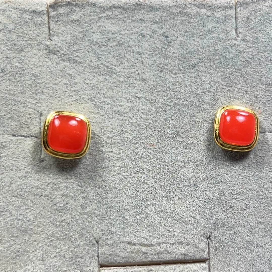 明***好未镶嵌耳钉南红玛瑙