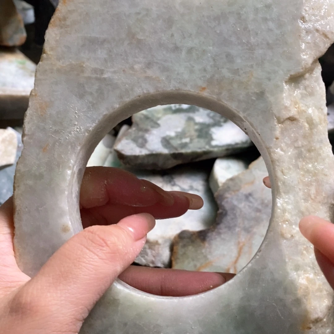 颈饰未镶嵌翡翠天然翡翠