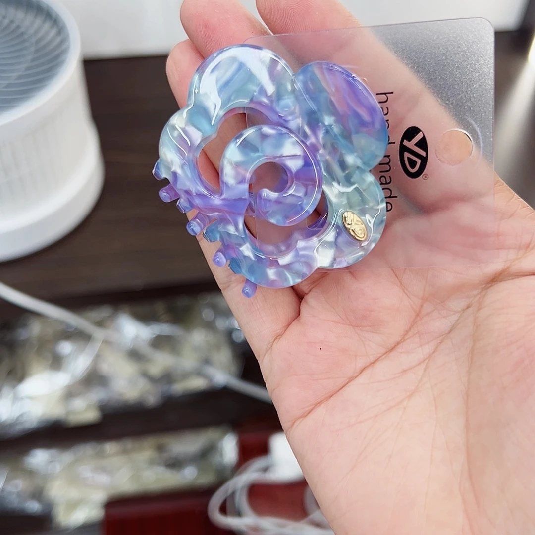 布艺非金属醋酸中抓一个