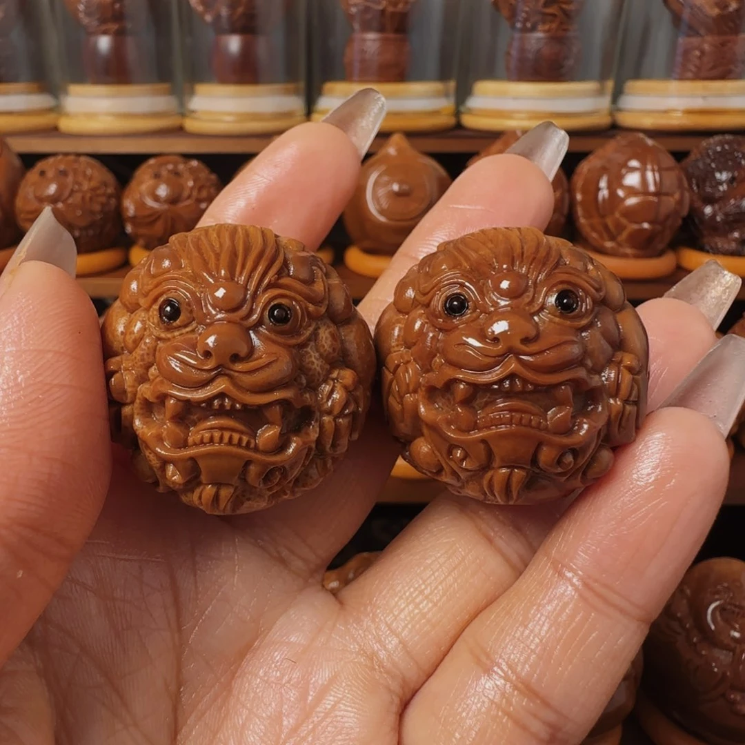 橄榄核把件东**风貔恘手把件3