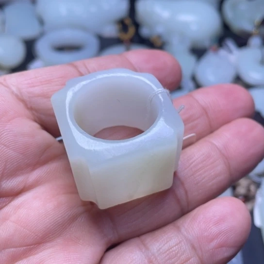 吊坠(不含链)未镶嵌和田玉