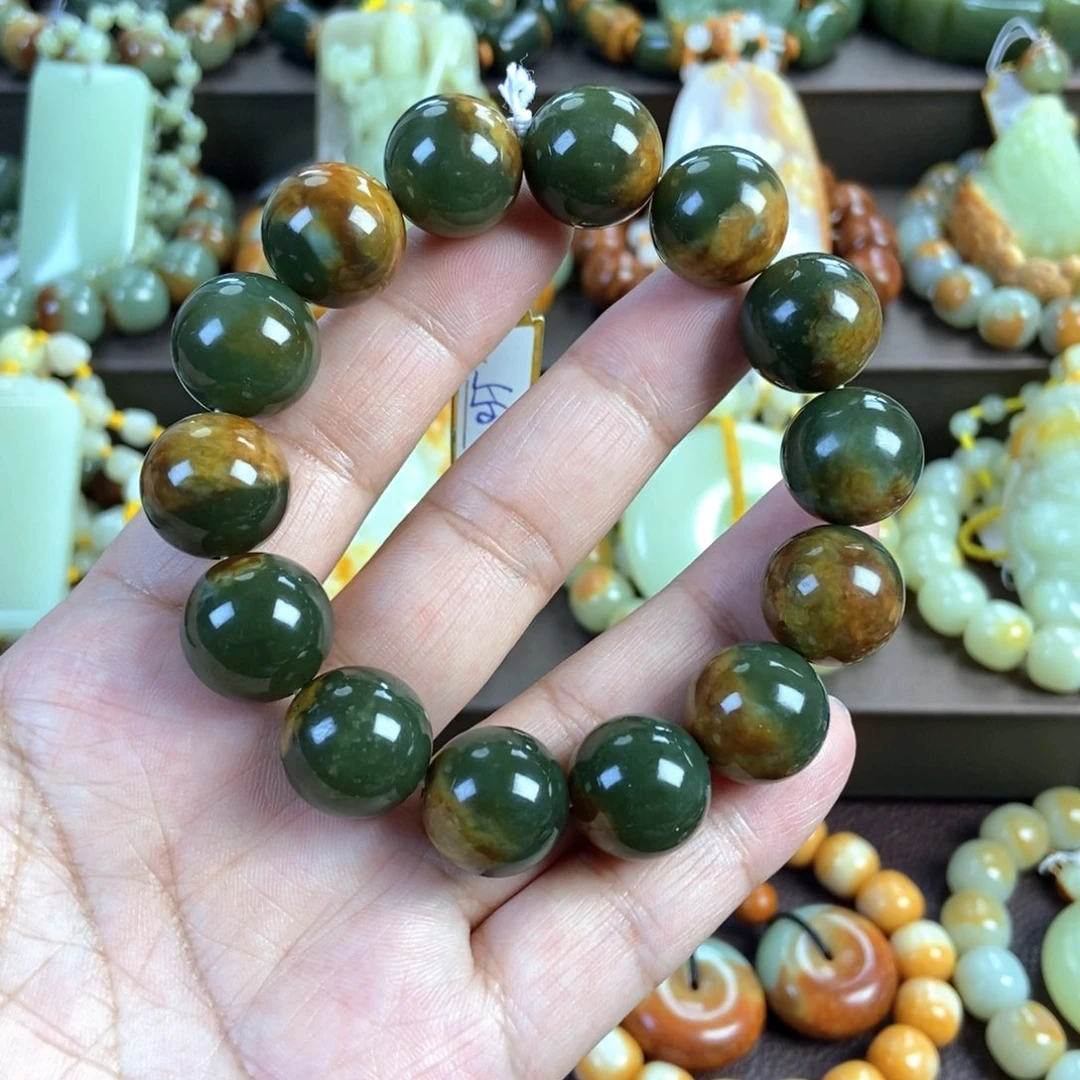 透闪石质玉未镶嵌手串