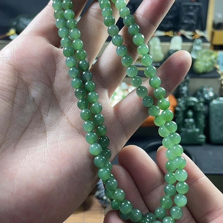 尊***胖和田玉未镶嵌颈饰