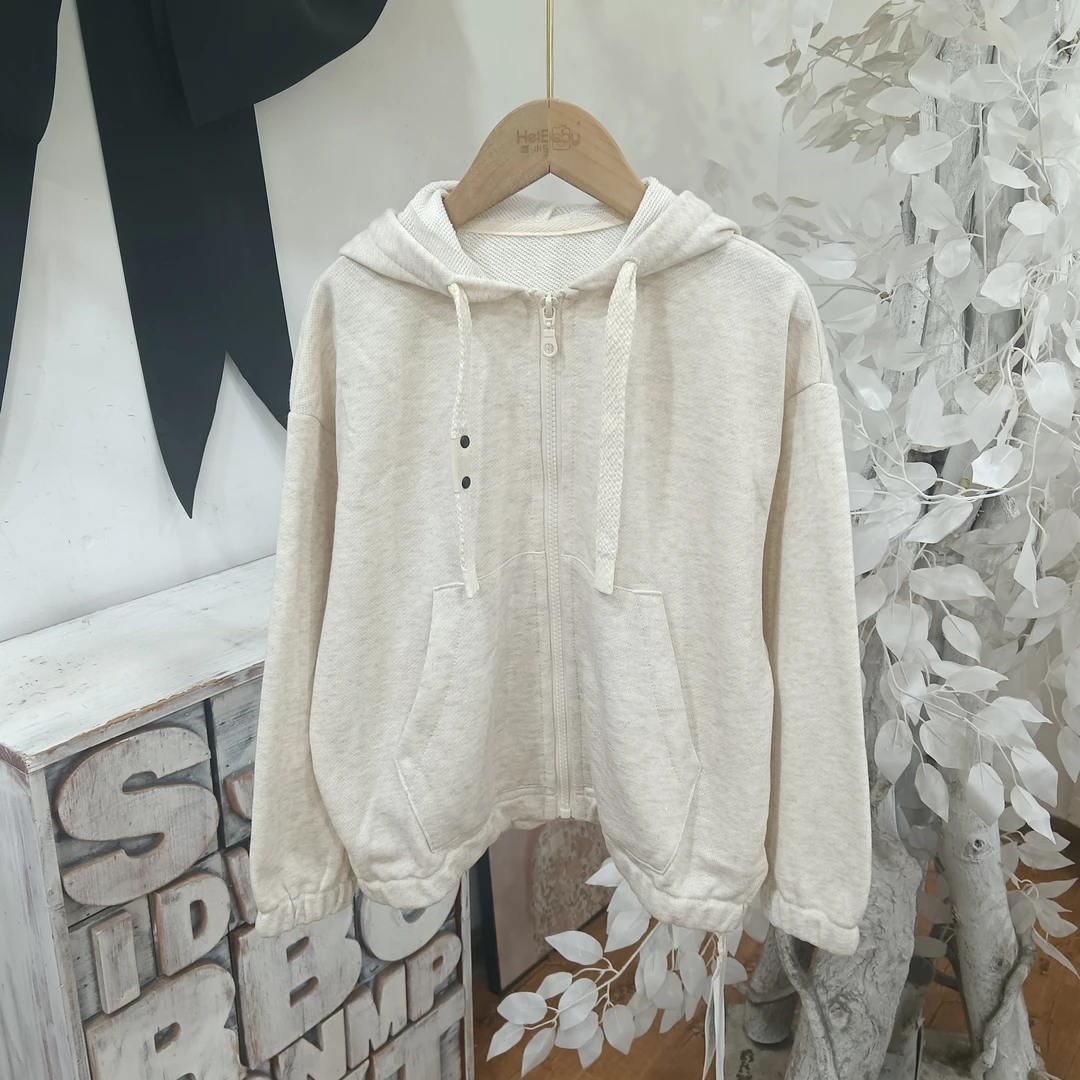 X175米色春秋外套/喵可喵可