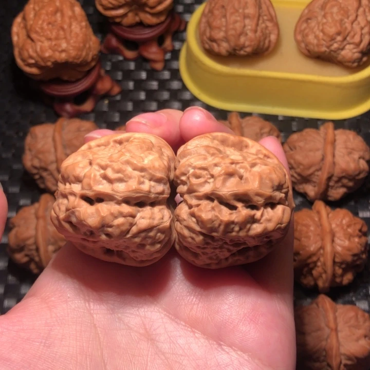 把件文玩核桃40四开肌肉蛙