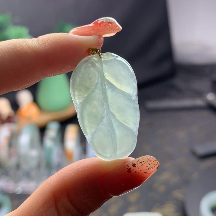 定制翡翠未镶嵌金枝玉叶