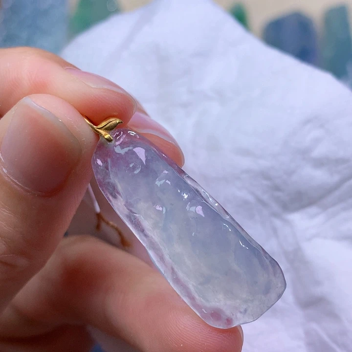 翡翠未镶嵌吊坠(不含链) 4735