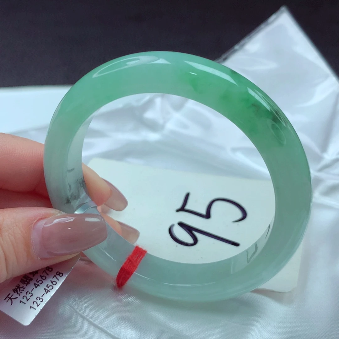 翡翠手镯未镶嵌手镯58