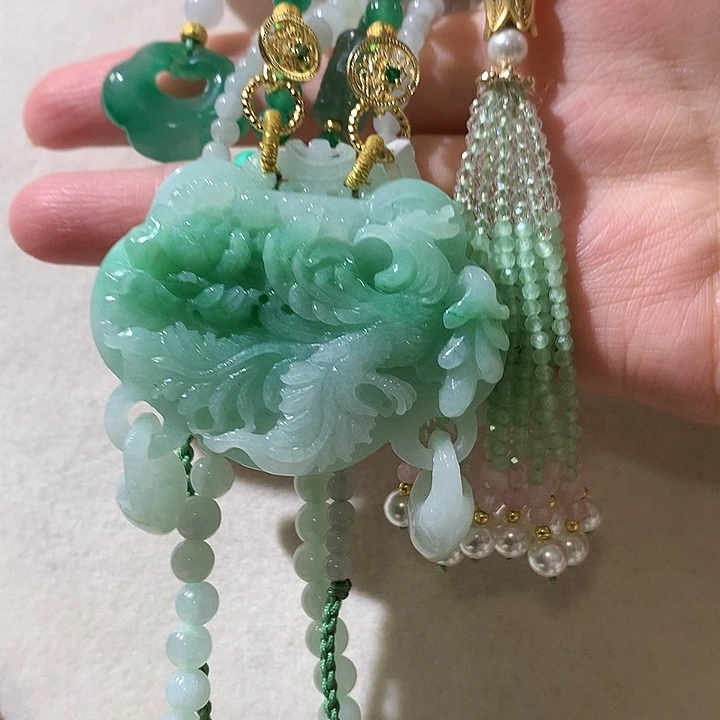 翡翠未镶嵌颈饰翡翠吊坠